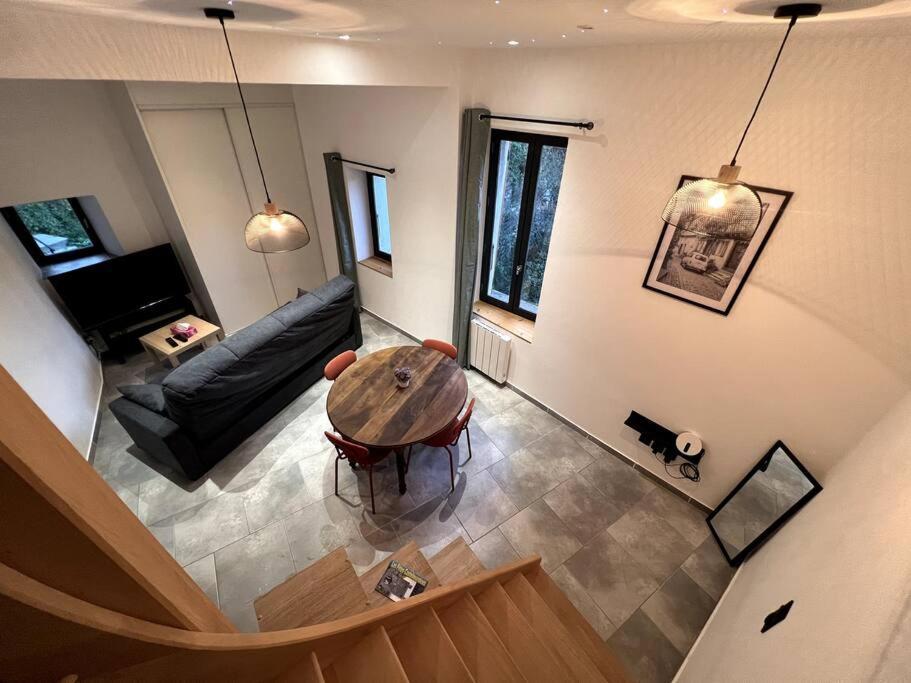 Maison De Ville Châteauneuf-du-Rhône Dış mekan fotoğraf